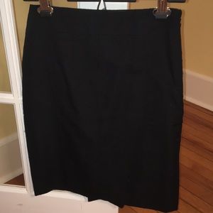 Ann Taylor black petite pencil skirt 0P